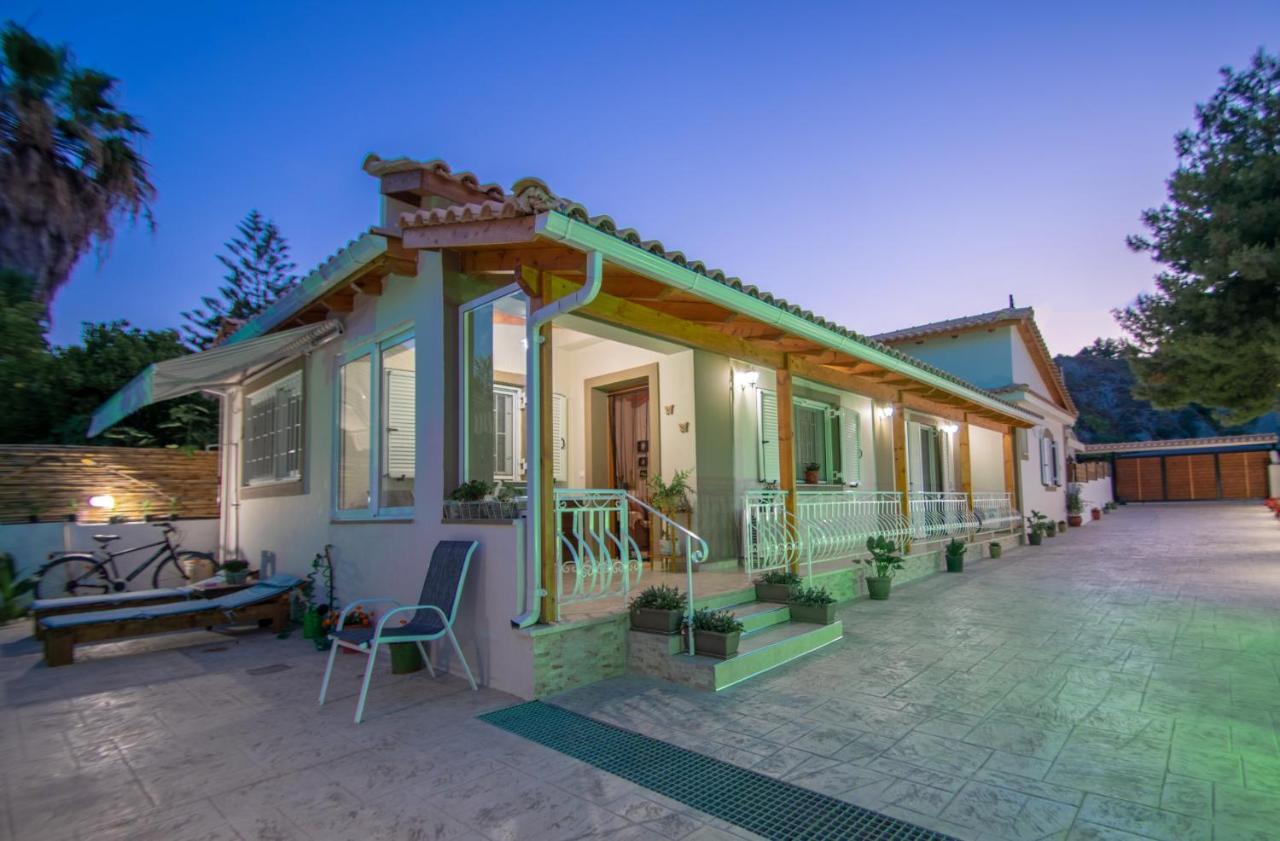 Private Villa Bella Luna Zakynthos Town Exterior photo